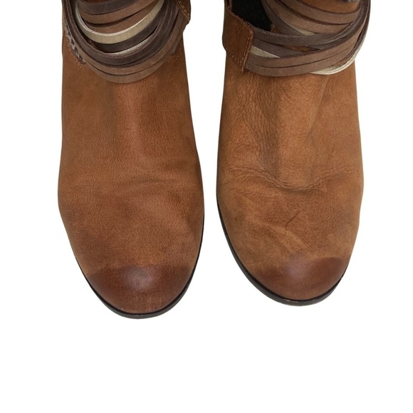 Steve Madden Tolteca Southwestern Inspired Nubuck & Textile Ankle Boots Sz 8 - Picture 3 of 10